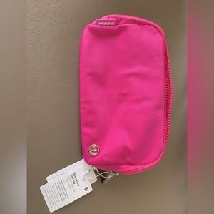 NWT - Lululemon Everywhere Belt Bag - Sonic Pink